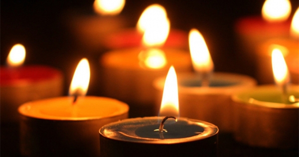 Tổ chức Lễ tưởng niệm nạn nhân tử vong do COVID-19 bằng hình thức trực tuyến