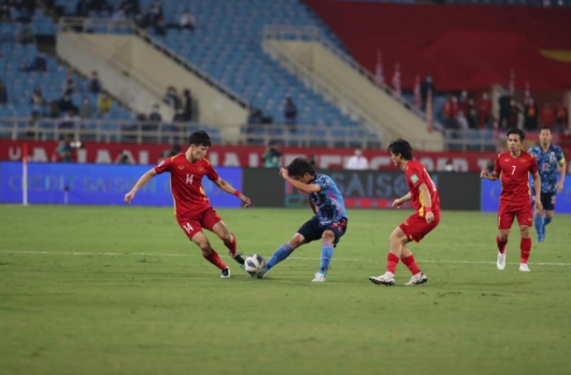 Việt Nam thua tiếc nuối 0-1 trước Nhật Bản