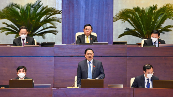 Thủ tướng Phạm Minh Chính trong phiên chất vấn và trả lời chất vấn tại kỳ họp thứ 2 Quốc hội khóa XV sáng 12/11/2021.
