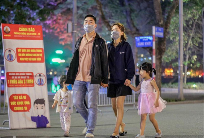Quận Hoàn Kiếm đang xem xét, đề xuất thành phố cho phép mở lại không gian phố đi bộ trong thời gian tới. (Ảnh: PV)