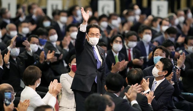 Vị Thủ tướng thứ 100 của Nhật Bản