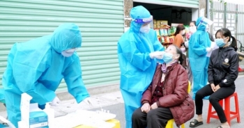 Nhiều xã của huyện Yên Lạc test nhanh kháng nguyên SARS-CoV-2 cho toàn bộ người dân