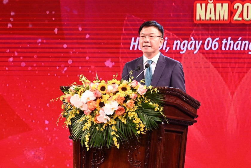 Bộ trưởng Bộ Tư pháp Lê Thành Long khai mạc buổi Lễ.