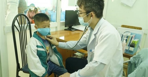 Hàng nghìn trẻ em ở Điện Biên được khám sàng lọc miễn phí bệnh tim bẩm sinh