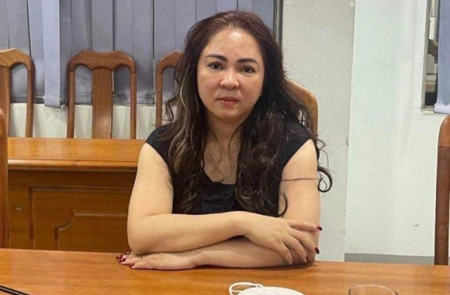 Vì sao Toà án lại đình chỉ vụ bà Nguyễn Phương Hằng kiện ông Nguyễn Đức Hiển?