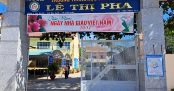 Ngày Nhà giáo Việt Nam về thăm trường Lê Thị Pha gặp thầy cô gieo mầm sống đẹp