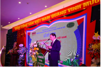 Trường Đại học KD&CN Hà Nội long trọng tổ chức lễ kỷ niệm 40 năm ngày Nhà giáo Việt Nam