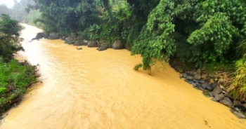 Khẩn trương kiểm tra, xử lý ô nhiễm nguồn nước suối Đại Lào, sông Đại Bình