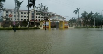 Hà Tĩnh: Mưa lớn, nhiều tuyến đường huyện Lộc Hà ngập sâu