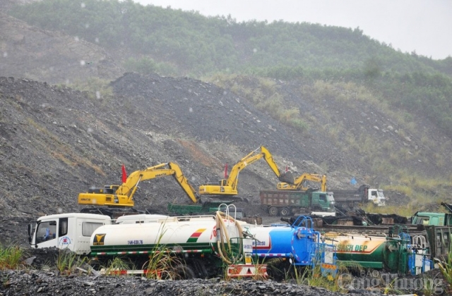 Quảng Ninh: Cấp phép khai thác đất đá thải mỏ phục vụ san lấp mặt bằng
