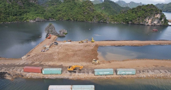 Tỉnh Quảng Ninh chỉ đạo kiểm tra dự án quây núi đá vịnh Hạ Long làm 