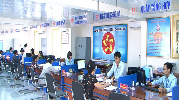 Quảng Ninh: Hàng trăm công chức, viên chức làm đơn xin nghỉ việc
