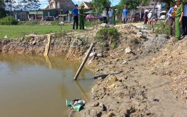 Hà Tĩnh: Thai phụ tử vong dưới hố công trình của dự án Đường dây và TBA 110kV