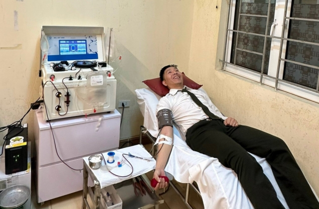 Cán bộ Công an kịp thời hiến máu cứu bệnh nhân qua cơn nguy kịch