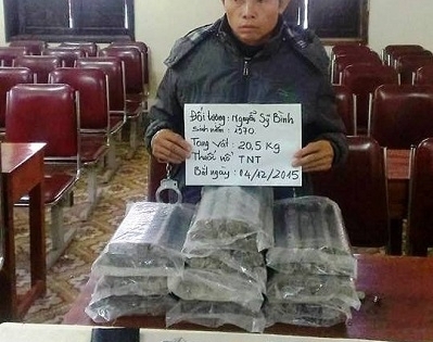 Nghệ An: Bắt quả tang đối tượng vận chuyển 20 kg thuốc nổ