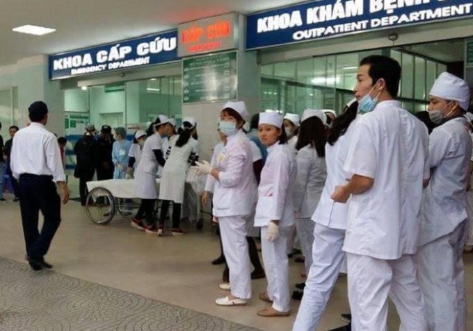 T&igrave;nh trạng cấp cứu khẩn cấp tại bệnh viện Việt Tiệp.