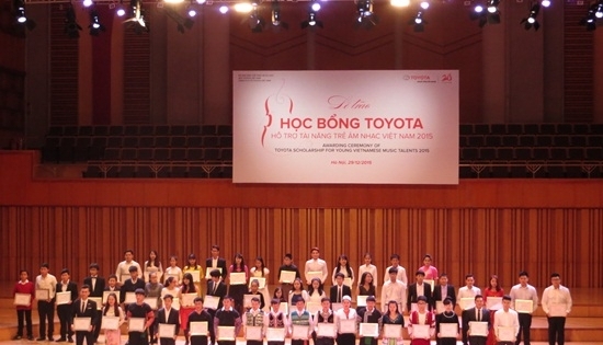 Toyota trao học bổng tài năng trẻ âm nhạc Việt Nam 2015