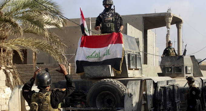 Iraq bắt nghi phạm Bộ trưởng t&agrave;i ch&iacute;nh của IS. (Ảnh: AP)