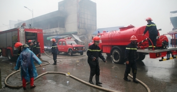 Cháy chợ Phủ Lý - Hà Nam: 300 ki-ốt hoang tàn sau đám cháy