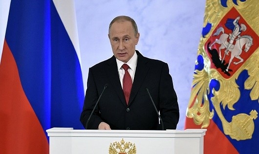 Tổng thống Nga Putin đọc th&ocirc;ng điệp li&ecirc;n bang. (Ảnh: Sputnik)