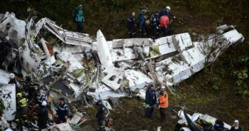 Chính quyền Bolivia đóng cửa hãng bay chở đội bóng Chapecoense gặp nạn