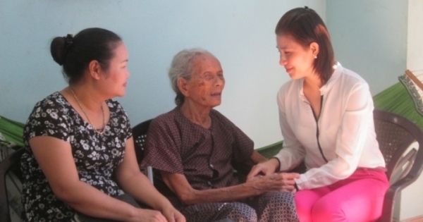 Nam Định: Gặp người phụ nữ “chăm” làm từ thiện