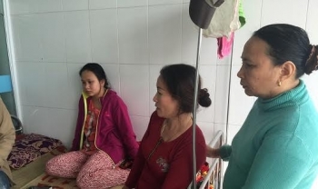 Quảng Trị: Nghi án bác sĩ tắc trách khiến bé gái mới sinh bị tật nguyền