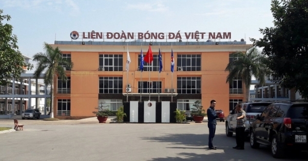 VFF lên tiếng vụ CĐV "tố" tuồn vé trận Việt Nam - Indonesia ra "chợ đen"