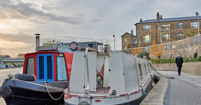 Nh&agrave; thuyền - Xu thế mới nổi của giới trẻ London