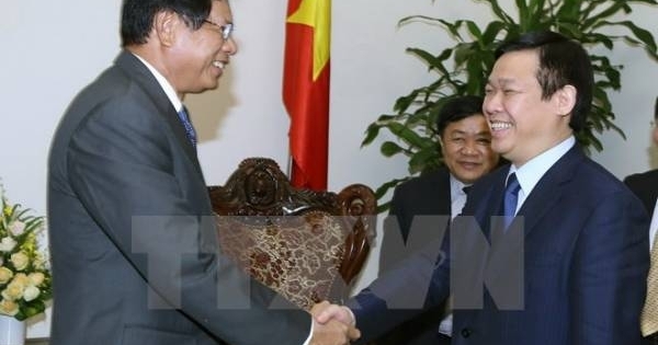 Phó Thủ tướng Vương Đình Huệ tiếp Viện trưởng Viện Nghiên cứu kinh tế quốc gia Lào