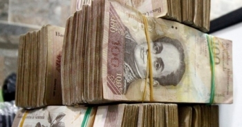 Venezuela ngừng lưu hành đồng 100 bolivar để "chống mafia"