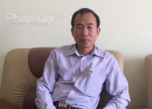 &Ocirc;ng Nguyễn Trung Ki&ecirc;n - Chủ tịch UBND Thị trấn Hưng H&oacute;a trao đổi với PV Ph&aacute;p Luật Plus.&nbsp;