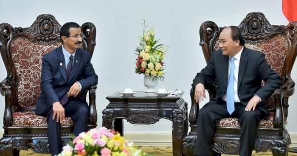 Thủ tướng Nguyễn Xuân Phúc tiếp lãnh đạo Tập đoàn DP World (UAE)