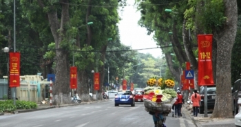 Hà Nội " rực rỡ cờ hoa " chào mừng kỉ niệm 70 năm ngày toàn quốc kháng chiến