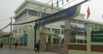 Hà Nội: Phụ huynh bất bình vì gần 100 học sinh nghi vấn ngộ độc thực phẩm tại trường Tiểu học Mai Dịch