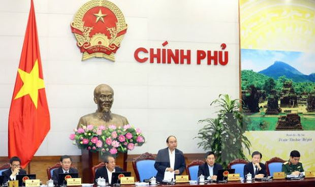 Thủ tướng Nguyễn Xu&acirc;n Ph&uacute;c ph&aacute;t biểu trong phi&ecirc;n họp.