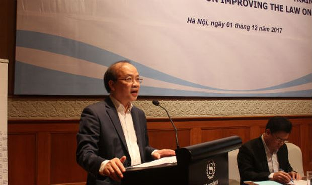 Thứ trưởng Phan Ch&iacute; Hiếu ph&aacute;t biểu khai mạc Hội nghị.