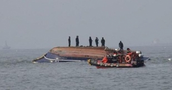 Tàu cá va chạm tàu chở dầu, 13 người thiệt mạng