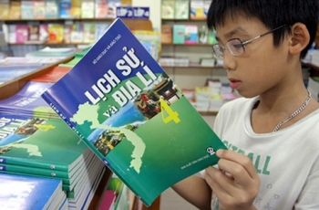 Thành phố Hồ Chí Minh sẽ có bộ sách giáo khoa riêng vào năm 2019