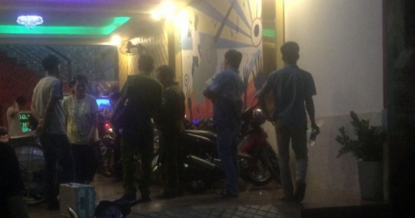 Hưng Yên: Nam thanh niên bị truy sát khi đang trốn chạy khỏi quán karaoke