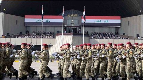 Iraq duyệt binh mừng chiến thắng trước IS.