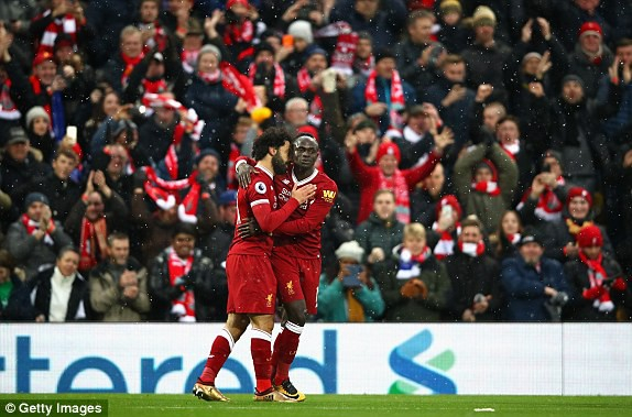 Liverpool mở tỉ số trận đấu do c&ocirc;ng của&nbsp;Salah (Ảnh: Getly Images).