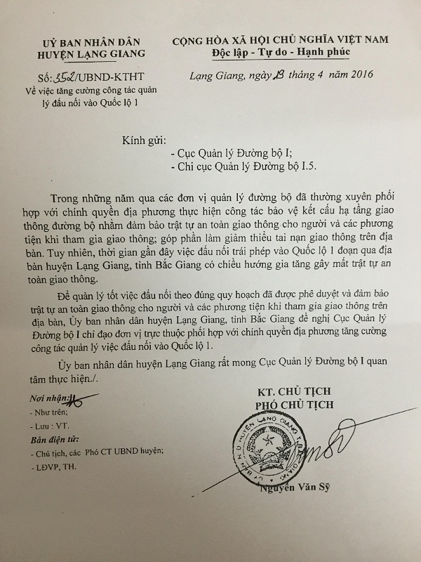 Một trong c&aacute;c văn bản UBND huyện Lạng Giang gửi đơn vị chức năng.