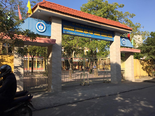 Trường THPT Th&agrave;nh Đ&ocirc;ng, nơi học sinh Trần Danh Th&ugrave;y theo học.
