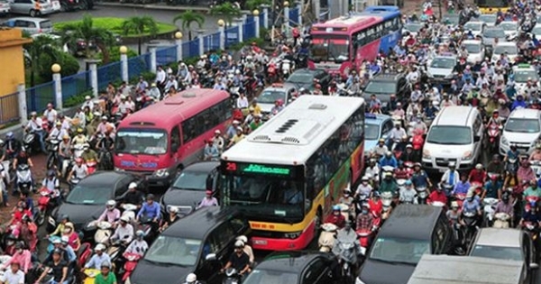 Chỉ đạo của Thủ tướng về chống ùn tắc giao thông tại Hà Nội, TP HCM