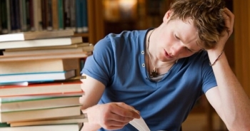 Chính niệm giúp sinh viên giảm stress khi thi