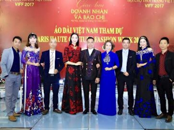 Nhà thiết kế Đỗ Trịnh Hoài Nam đưa Áo dài Việt Nam vươn ra thế giới