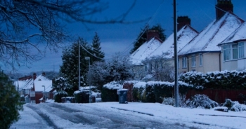 Tuyết trắng xóa bao trùm khắp nước Anh