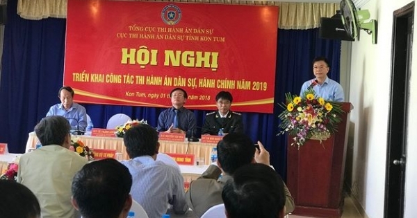Bộ trưởng Lê Thành Long đánh giá cao những kết quả của Cục THADS tỉnh Kon Tum