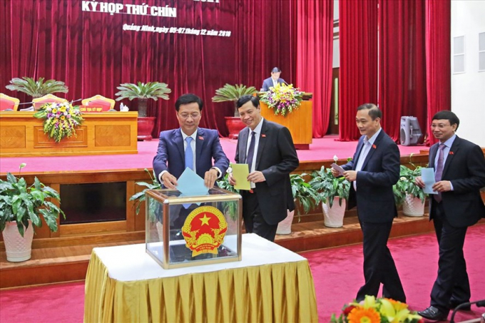 Quảng Ninh: B&iacute; thư, Chủ tịch tỉnh dẫn đầu phiếu &ldquo;t&iacute;n nhiệm cao&rdquo;.